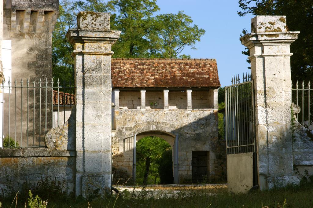 Chateau De La Combe Puyrenier Zewnętrze zdjęcie
